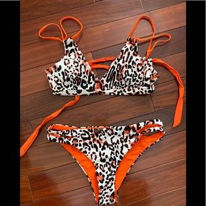 Cupshe blk/orange leopard bikini bathing suit.